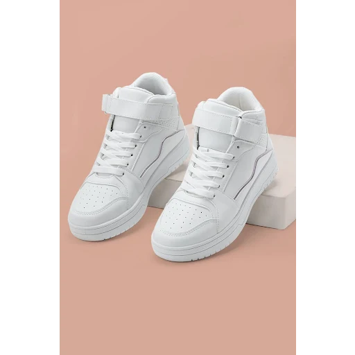 Straight Shoes